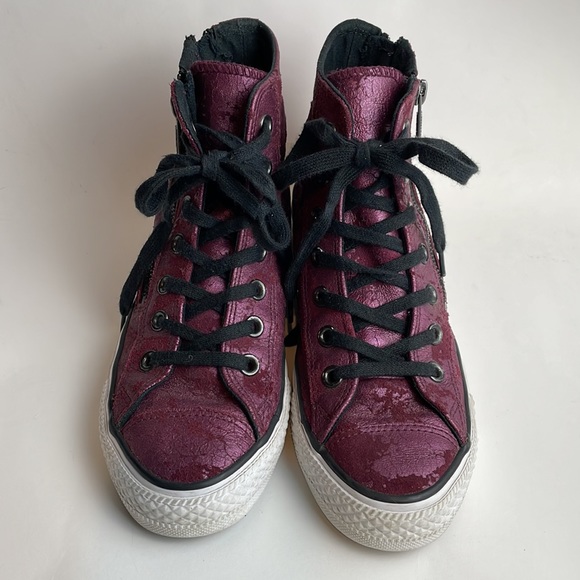 CONVERSE•ALL STAR•LEATHER•BURGUNDY HI TOPS - Picture 2 of 10